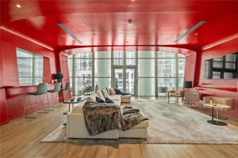Condominio en venta en Miami, Florida, 49.24 m2 № 2035601 - foto 14