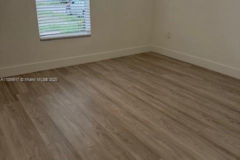 Casa en alquiler en Miami, Florida, 3 dormitorios, 108.7 m2 № 1933338 - foto 10