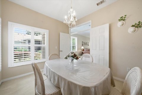 House in Spring Hill, Florida 2 bedrooms, 151.34 sq.m. № 2110925 - photo 27