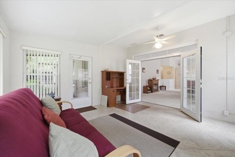 House in Spring Hill, Florida 2 bedrooms, 151.34 sq.m. № 2110925 - photo 23