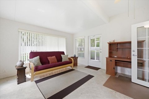 House in Spring Hill, Florida 2 bedrooms, 151.34 sq.m. № 2110925 - photo 22