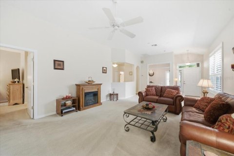 House in Spring Hill, Florida 2 bedrooms, 151.34 sq.m. № 2110925 - photo 18