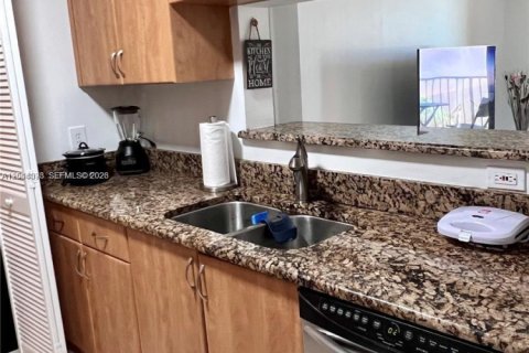 Condominio en alquiler en Aventura, Florida, 1 dormitorio, 69.68 m2 № 2076416 - foto 18