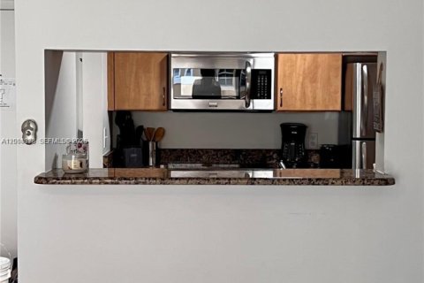 Condominio en alquiler en Aventura, Florida, 1 dormitorio, 69.68 m2 № 2076416 - foto 21
