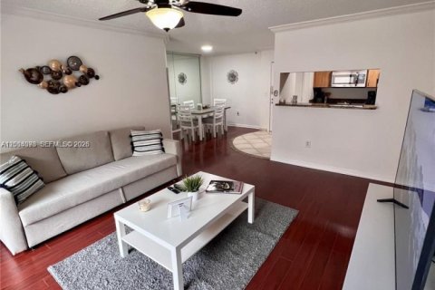 Condominio en alquiler en Aventura, Florida, 1 dormitorio, 69.68 m2 № 2076416 - foto 28