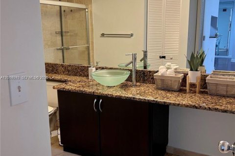 Condominio en alquiler en Aventura, Florida, 1 dormitorio, 69.68 m2 № 2076416 - foto 10
