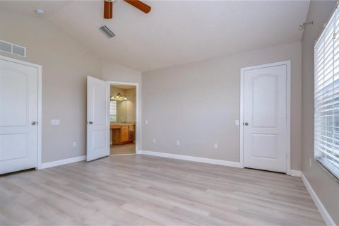 Touwnhouse à louer à Riverview, Floride: 3 chambres, 166.3 m2 № 2386245 - photo 8