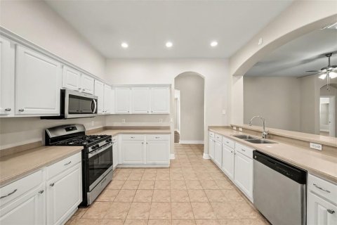 Villa ou maison à vendre à Fish Hawk, Floride: 4 chambres, 190.73 m2 № 2330107 - photo 6