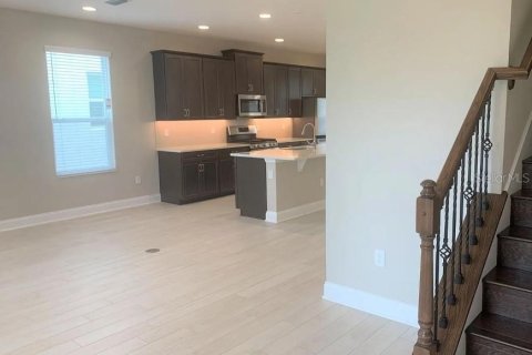 House in Winter Garden, Florida 3 bedrooms, 185.25 sq.m. № 2285628 - photo 4