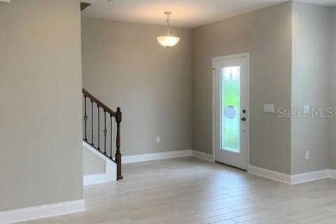 House in Winter Garden, Florida 3 bedrooms, 185.25 sq.m. № 2285628 - photo 5