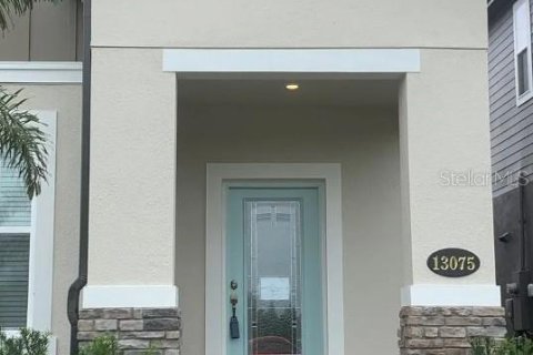 House in Winter Garden, Florida 3 bedrooms, 185.25 sq.m. № 2285628 - photo 2
