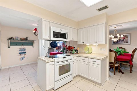 Adosado en venta en DeLand, Florida, 4 dormitorios, 241.17 m2 № 2361336 - foto 12