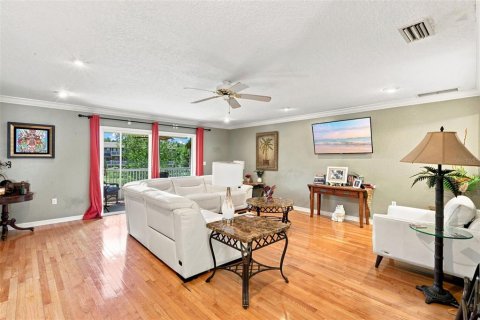 Adosado en venta en DeLand, Florida, 4 dormitorios, 241.17 m2 № 2361336 - foto 22