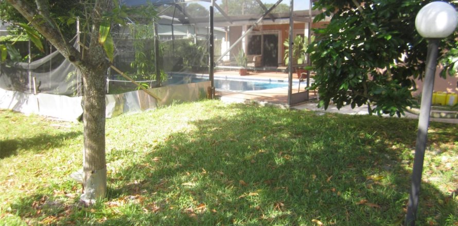 Villa ou maison à Miramar, Floride 2 chambres, 169.36 m2 № 1135087