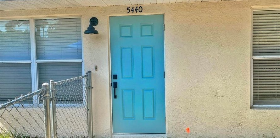 Apartamento en Sarasota, Florida 2 dormitorios, 81.29 m2 № 2205391