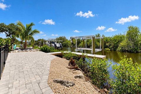 Casa en venta en Apollo Beach, Florida, 4 dormitorios, 222.97 m2 № 2386071 - foto 14