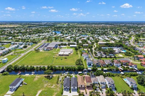 Casa en venta en Apollo Beach, Florida, 4 dormitorios, 222.97 m2 № 2386071 - foto 6