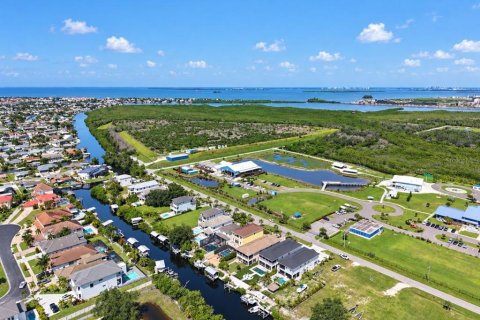 Casa en venta en Apollo Beach, Florida, 4 dormitorios, 222.97 m2 № 2386071 - foto 8