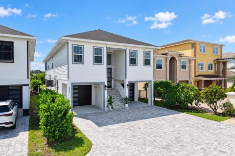 Casa en Apollo Beach, Florida 4 dormitorios, 222.97 m2 № 2386071