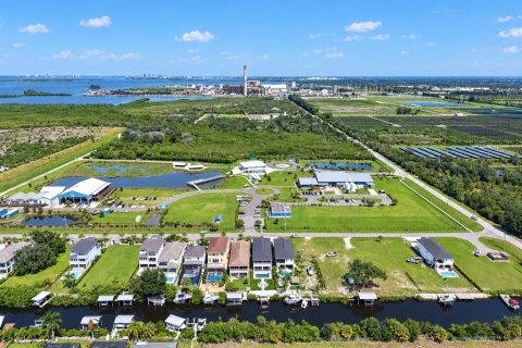 Casa en venta en Apollo Beach, Florida, 4 dormitorios, 222.97 m2 № 2386071 - foto 7
