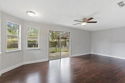 Casa en venta en Orlando, Florida, 3 dormitorios, 124.86 m2 № 1912796 - foto 2