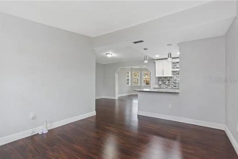 Casa en venta en Orlando, Florida, 3 dormitorios, 124.86 m2 № 1912796 - foto 6