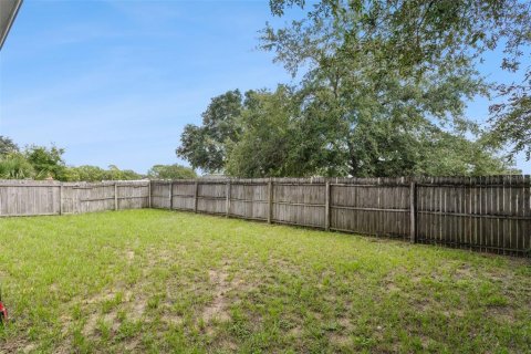 Villa ou maison à vendre à Eustis, Floride: 2 chambres, 94.76 m2 № 2353388 - photo 22