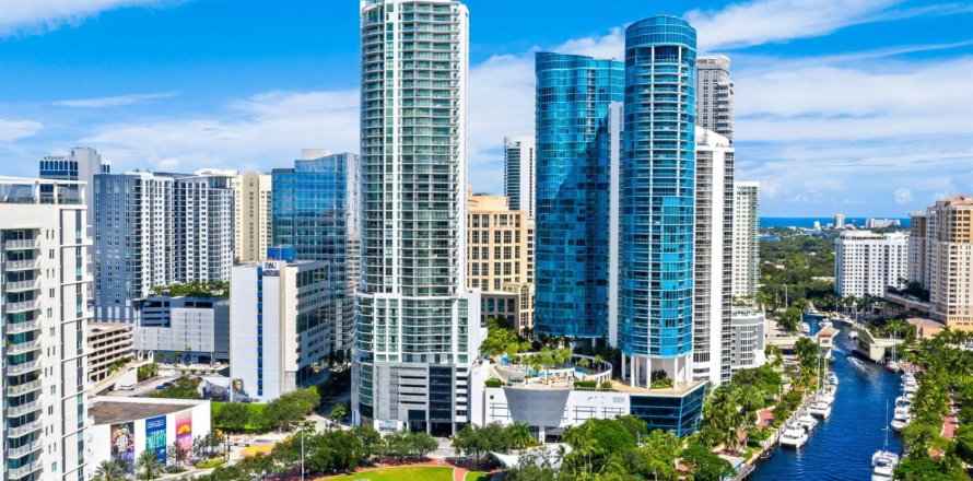 Condo à Fort Lauderdale, Floride, 3 chambres  № 2242113