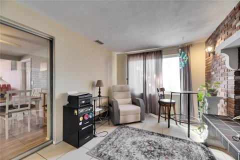 Casa en venta en Holiday, Florida, 2 dormitorios, 116.87 m2 № 1545876 - foto 2