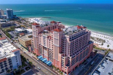 Condo in Clearwater, Florida, 3 bedrooms  № 236038 - photo 1