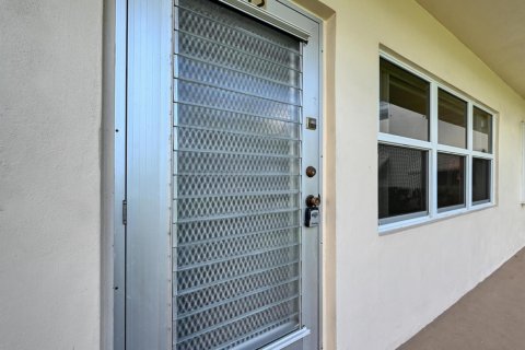 Copropriété à vendre à West Palm Beach, Floride: 1 chambre, 52.95 m2 № 2185038 - photo 2