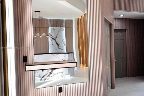 Casa en venta en Davie, Florida, 6 dormitorios № 1992789 - foto 10