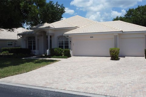 Villa ou maison à vendre à Clermont, Floride: 3 chambres, 199.46 m2 № 2218818 - photo 2
