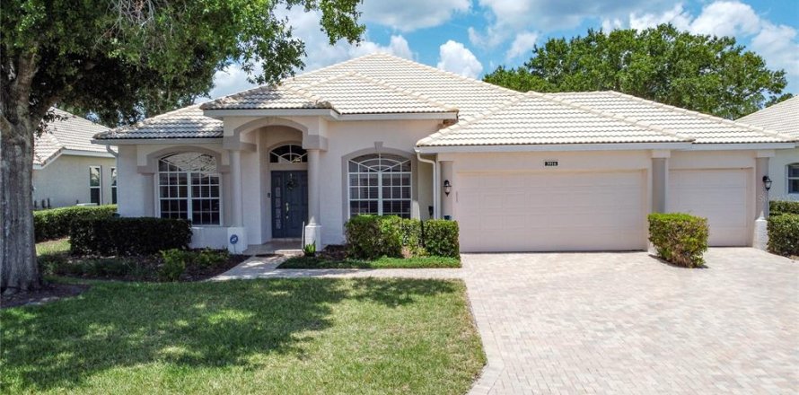 Villa ou maison à Clermont, Floride 3 chambres, 199.46 m2 № 2218818