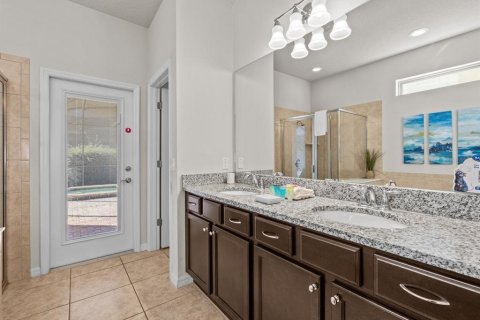 Villa ou maison à vendre à Kissimmee, Floride: 8 chambres, 375.42 m2 № 1420944 - photo 13