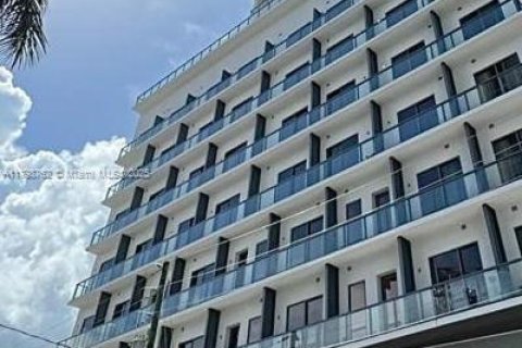 Купить кондоминиум в Майами, Флорида 1 спальня, 43.29м2, № 2035694 - фото 2