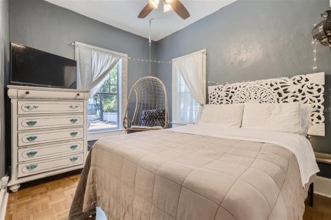 House in Tampa, Florida 3 bedrooms, 113.99 sq.m. № 1323454 - photo 22