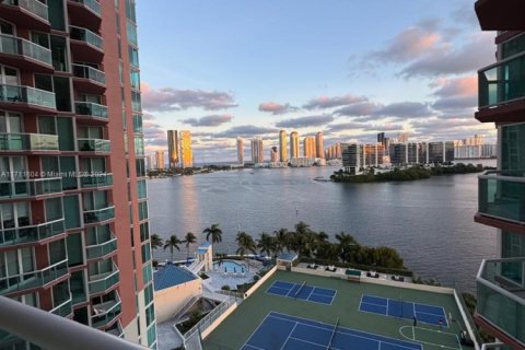 Copropriété à louer à Aventura, Floride: 2 chambres, 154.22 m2 № 1960024 - photo 1