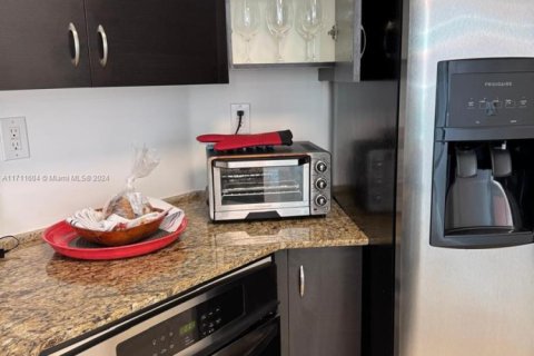 Copropriété à louer à Aventura, Floride: 2 chambres, 154.22 m2 № 1960024 - photo 10