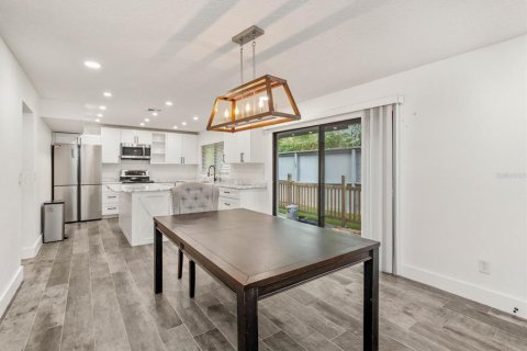 Townhouse in Longwood, Florida 3 bedrooms, 162.21 sq.m. № 1678064 - photo 17