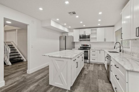 Townhouse in Longwood, Florida 3 bedrooms, 162.21 sq.m. № 1678064 - photo 13