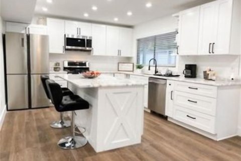 Townhouse in Longwood, Florida 3 bedrooms, 162.21 sq.m. № 1678064 - photo 7