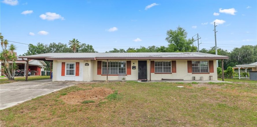 House in Bartow, Florida 4 bedrooms, 231.05 sq.m. № 2110018