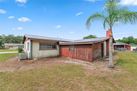 House in Bartow, Florida 4 bedrooms, 231.05 sq.m. № 2110018 - photo 30