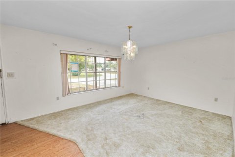 House in Bartow, Florida 4 bedrooms, 231.05 sq.m. № 2110018 - photo 4