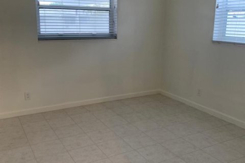 Appartement à louer à Lantana, Floride: 2 chambres, 74.88 m2 № 2190027 - photo 17