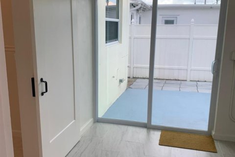 Appartement à louer à Lantana, Floride: 2 chambres, 74.88 m2 № 2190027 - photo 26