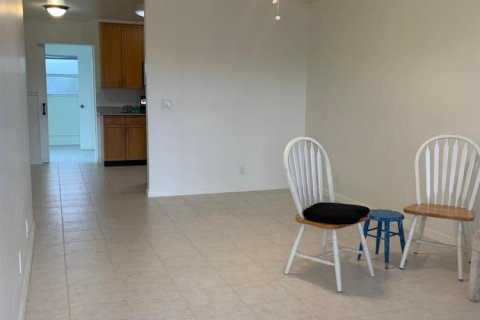 Appartement à louer à Lantana, Floride: 2 chambres, 74.88 m2 № 2190027 - photo 10