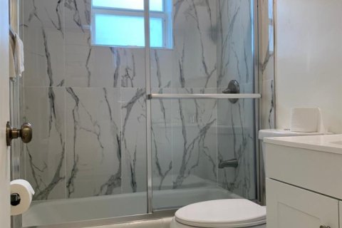 Appartement à louer à Lantana, Floride: 2 chambres, 74.88 m2 № 2190027 - photo 12