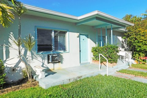 Condominio en alquiler en Miami Beach, Florida, 1 dormitorio, 60.39 m2 № 1968678 - foto 2